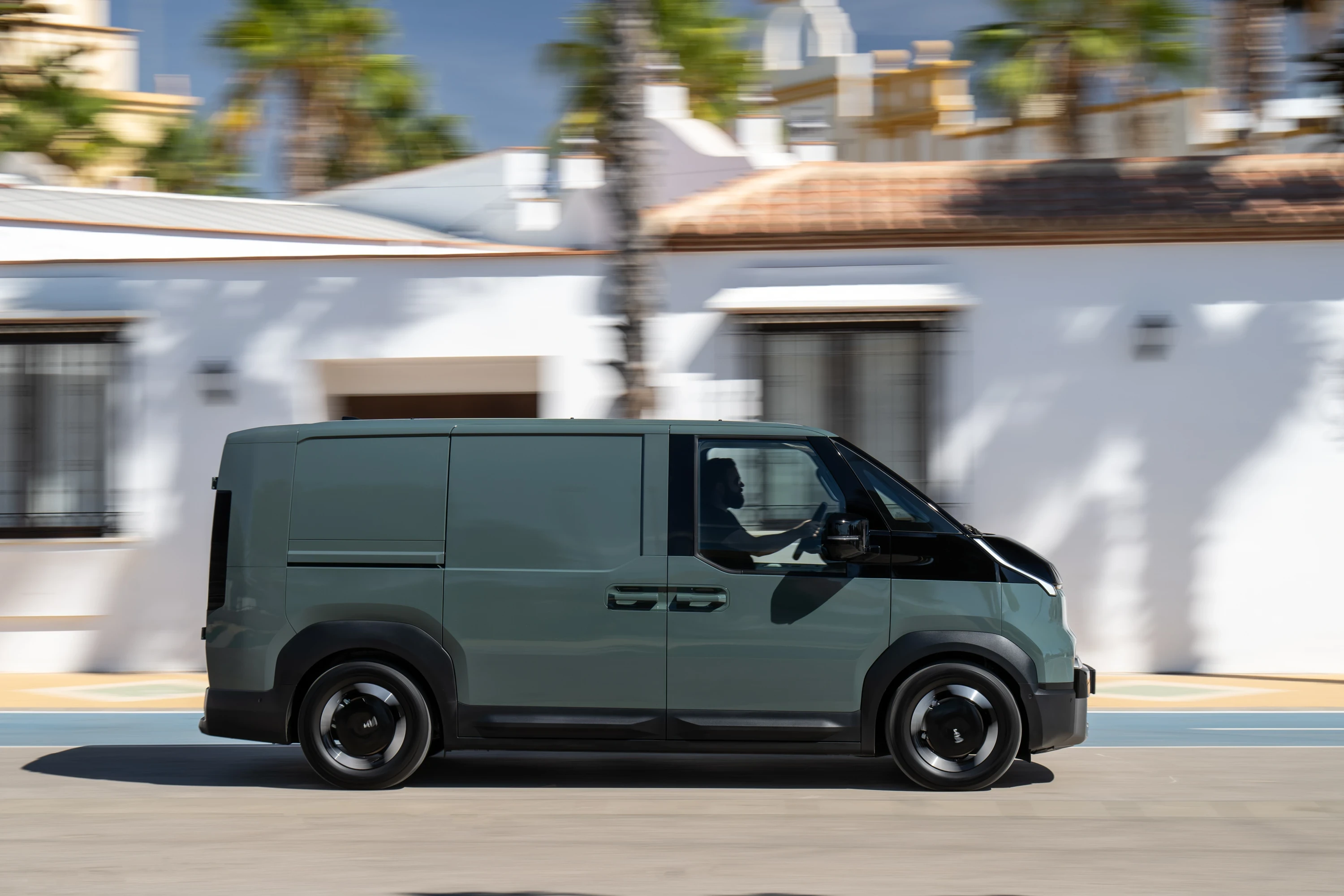Kia PV5 Cargo Long Range exterior view