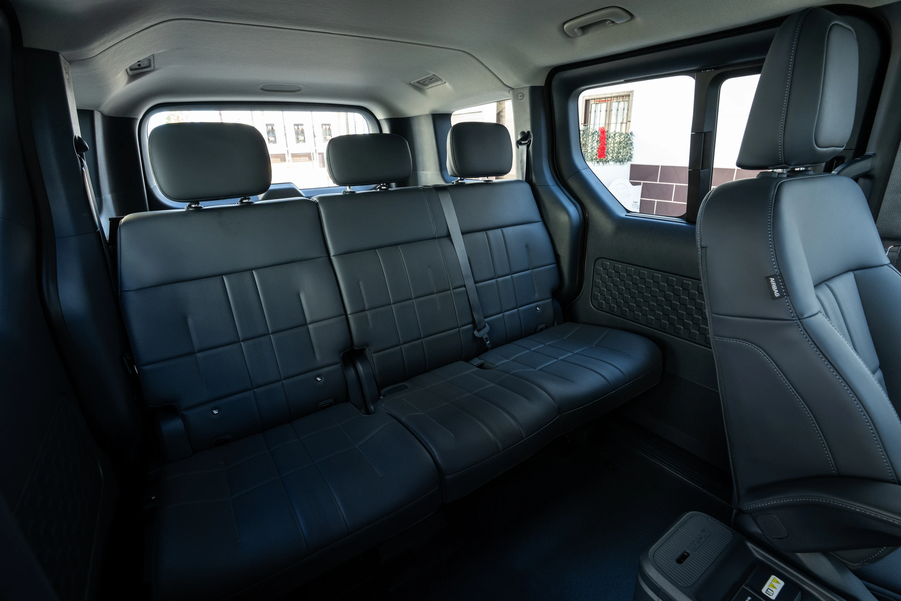 Kia PV5 Passenger Standard Range secondrowseats view