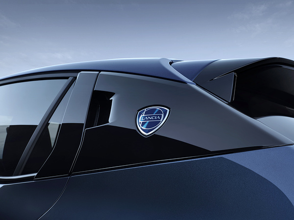 Lancia Ypsilon details view