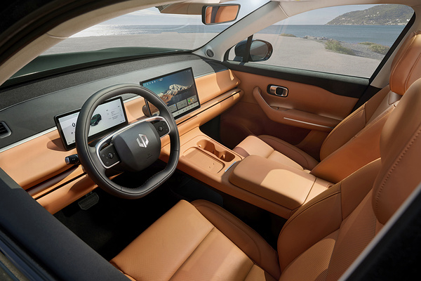 Leapmotor C10 69kWh RWD interior view