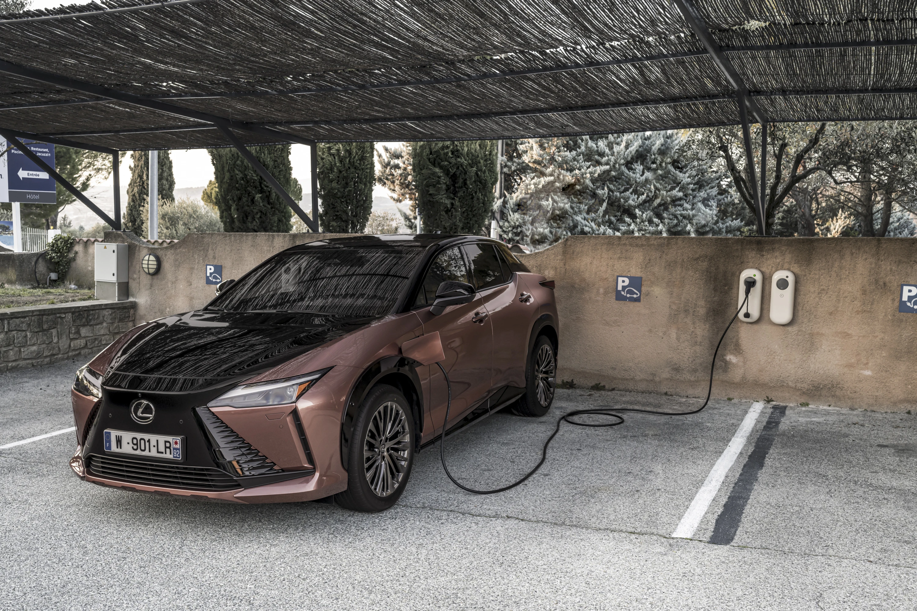 Lexus RZ 300e charging view