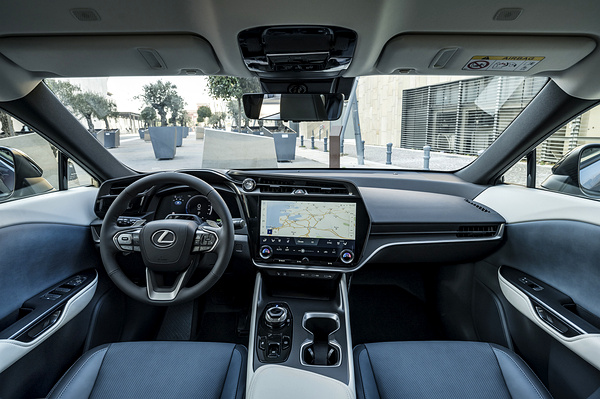 Lexus RZ 450e interior view