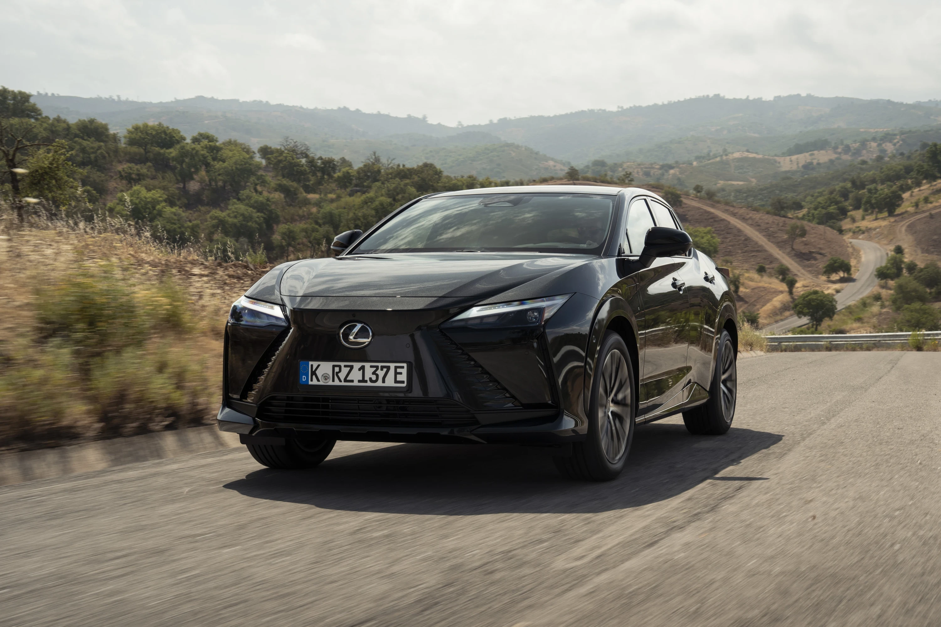 Lexus RZ 500e exterior view