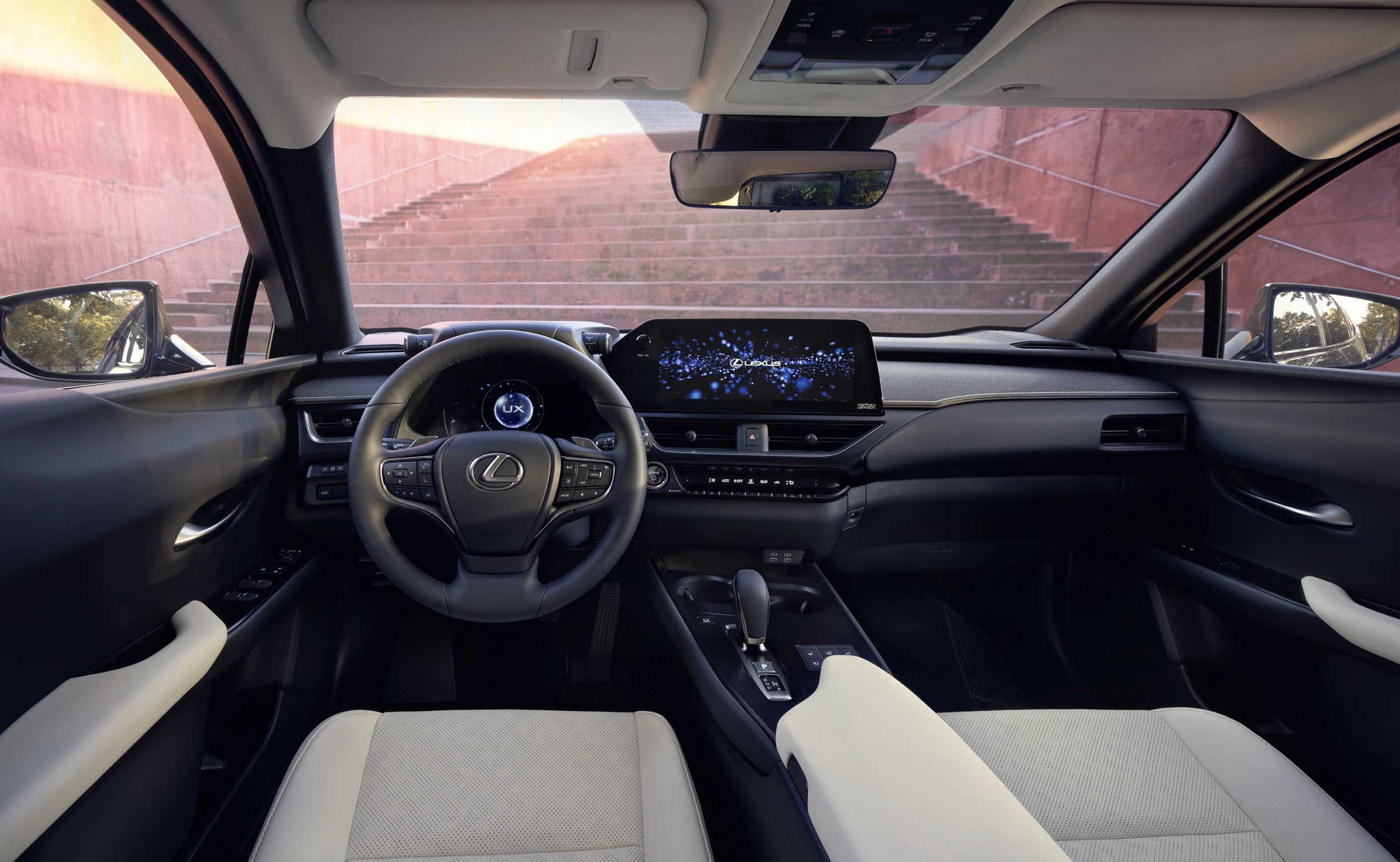 Lexus UX 300e screens view