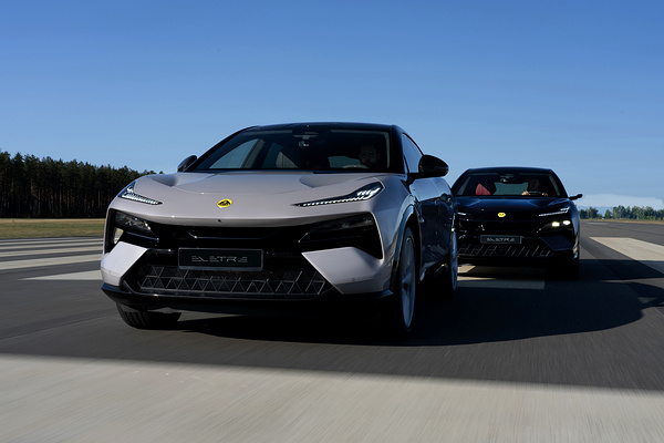 Lotus Eletre headlights view