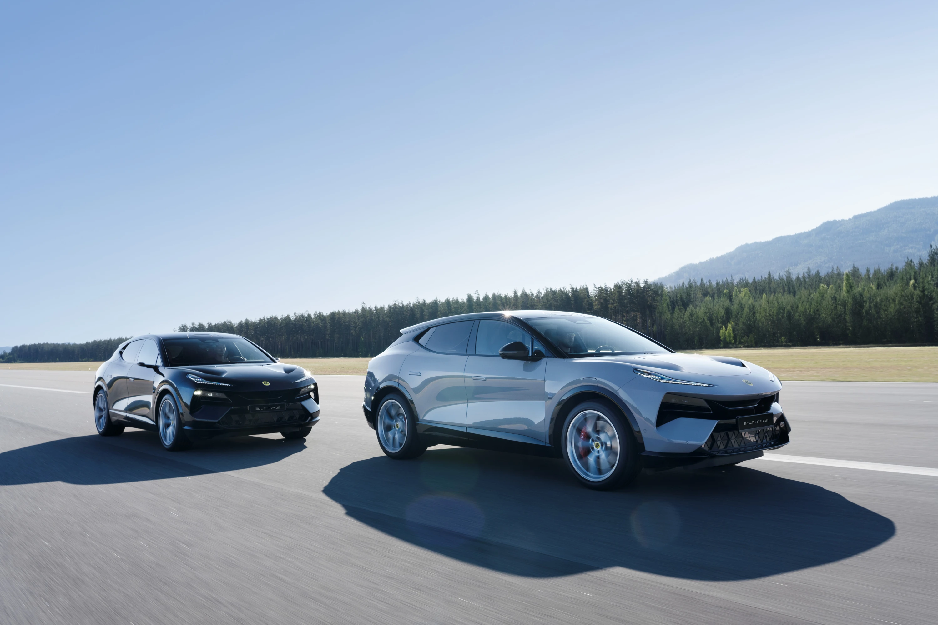 Lotus Eletre R exterior view