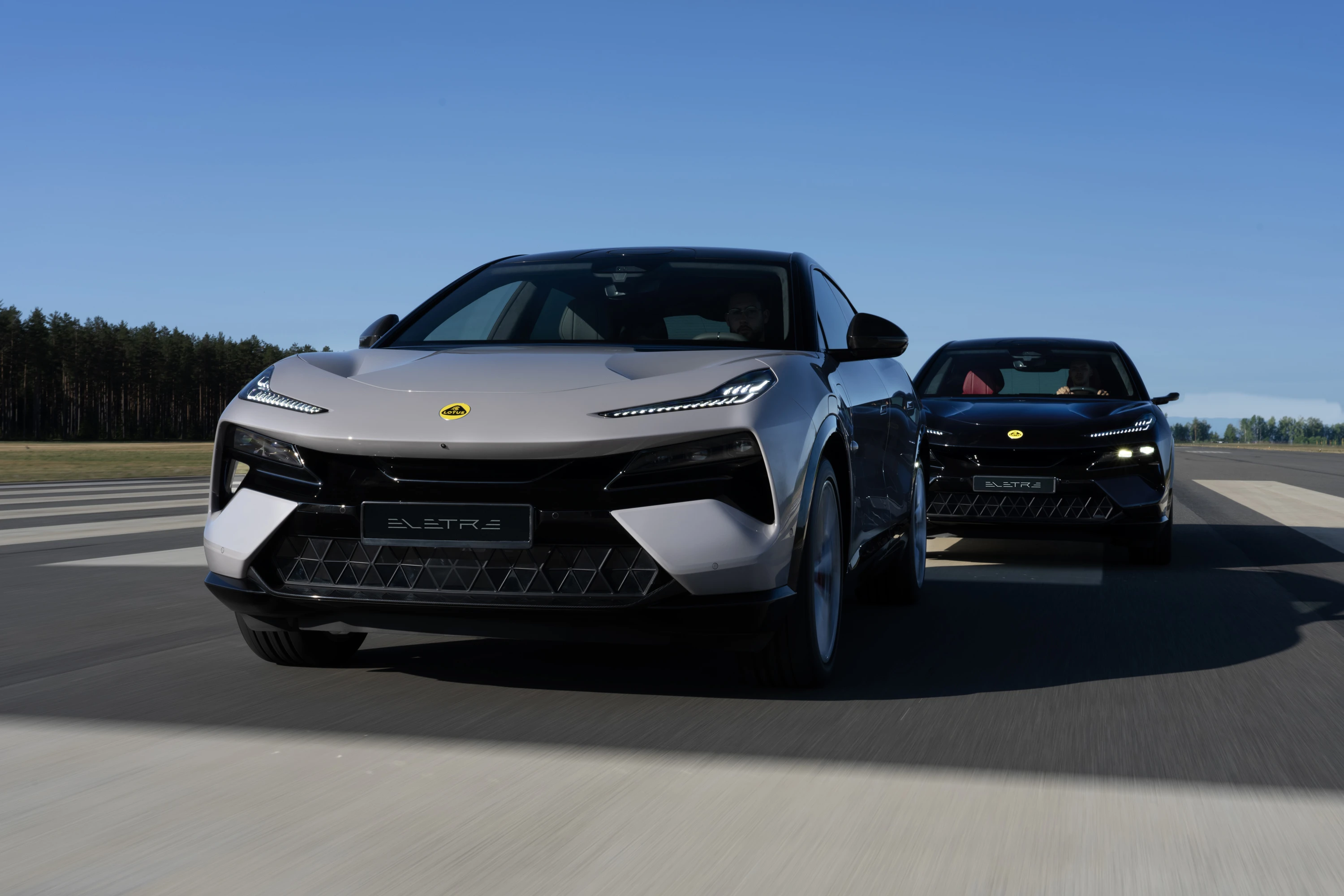 Lotus Eletre R headlights view