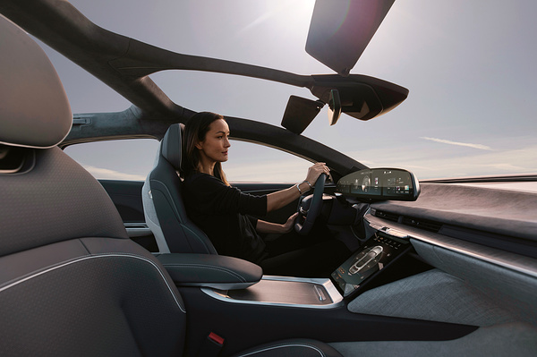 Lucid Air Grand Touring frontseats view