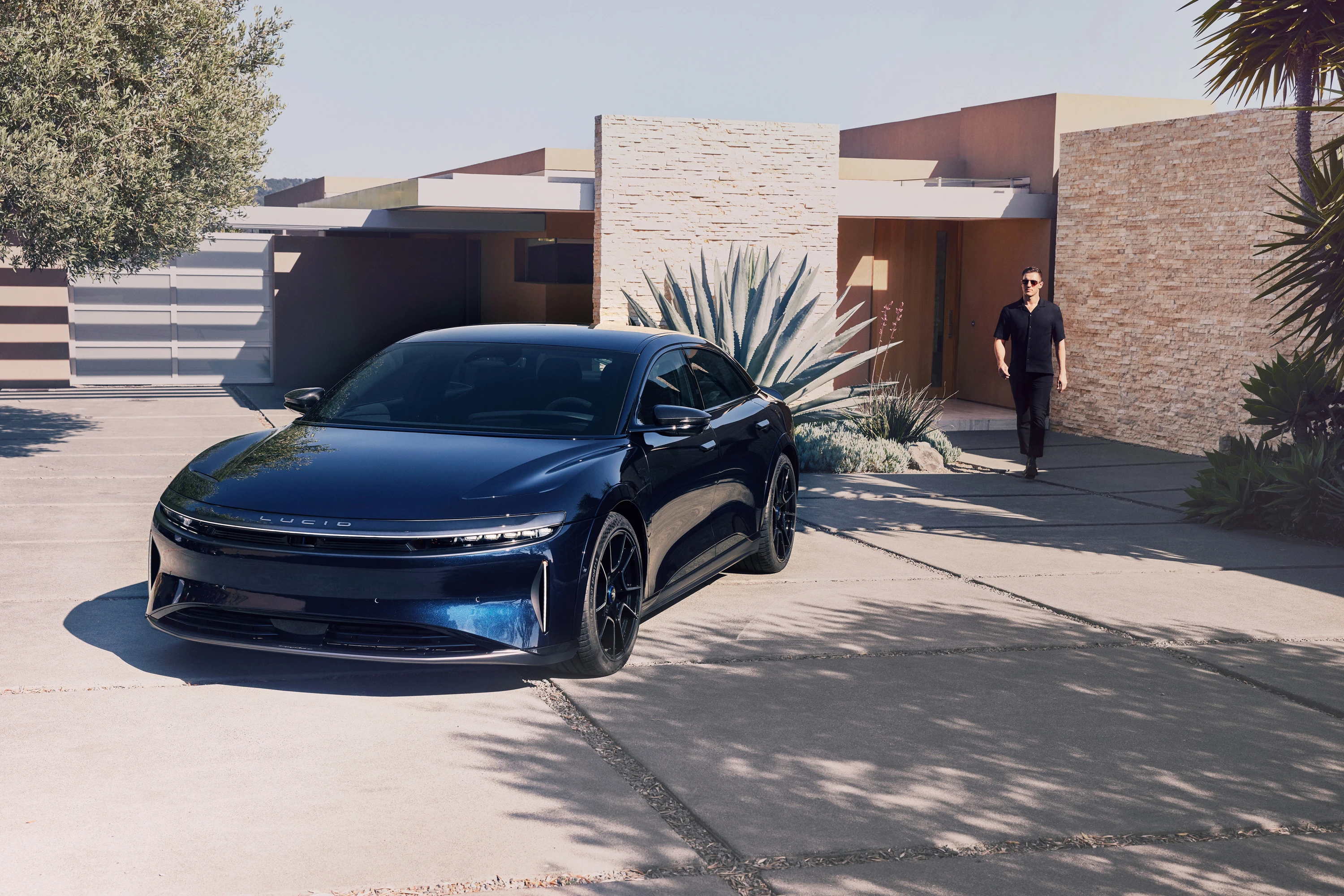 Lucid Air Sapphire exterior view