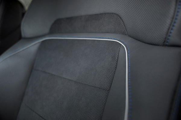 Lucid Air Sapphire frontseats view