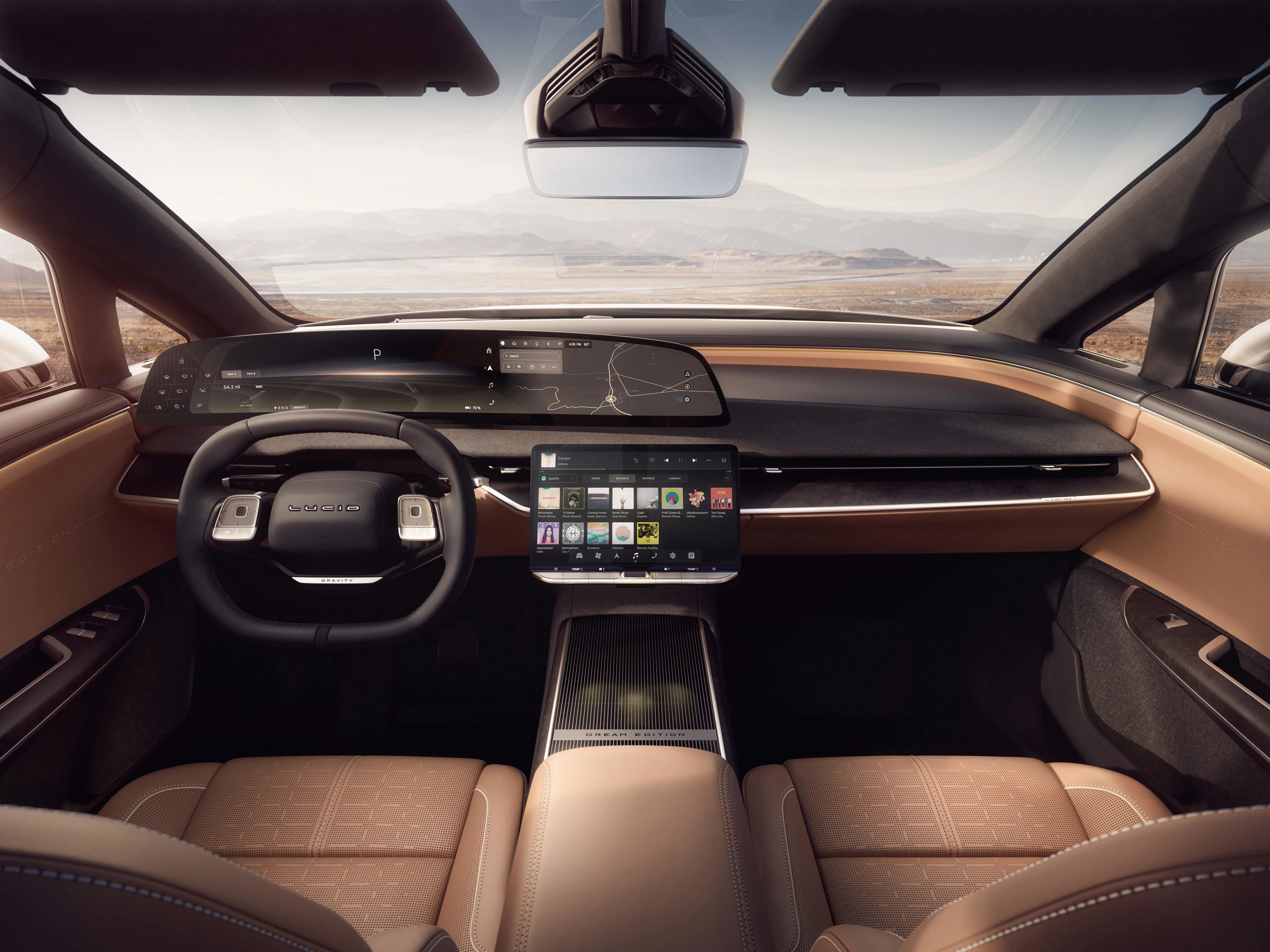 Lucid Gravity Grand Touring screens view