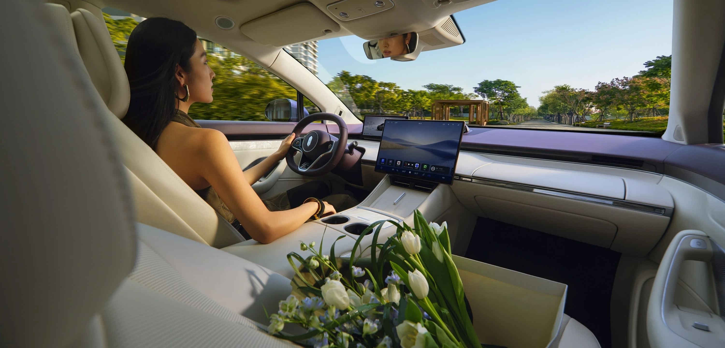 Luxeed R7 RWD 100 kWh interior view
