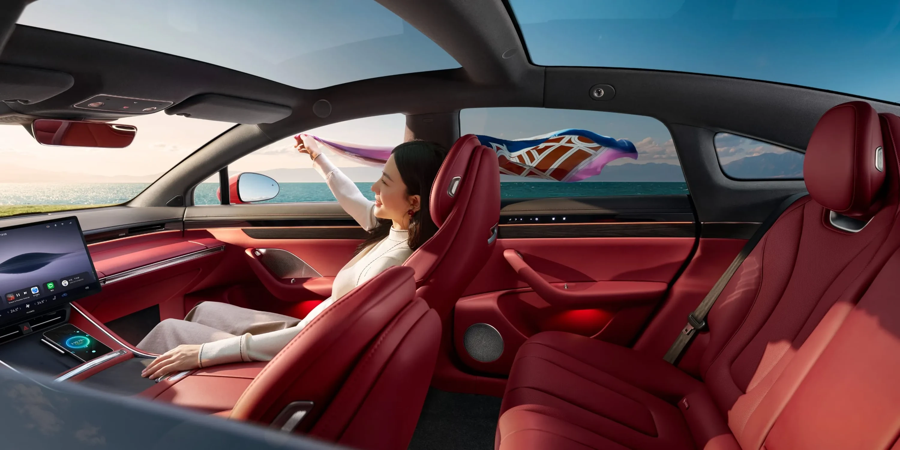 Luxeed S7 RWD 62 kWh interior view