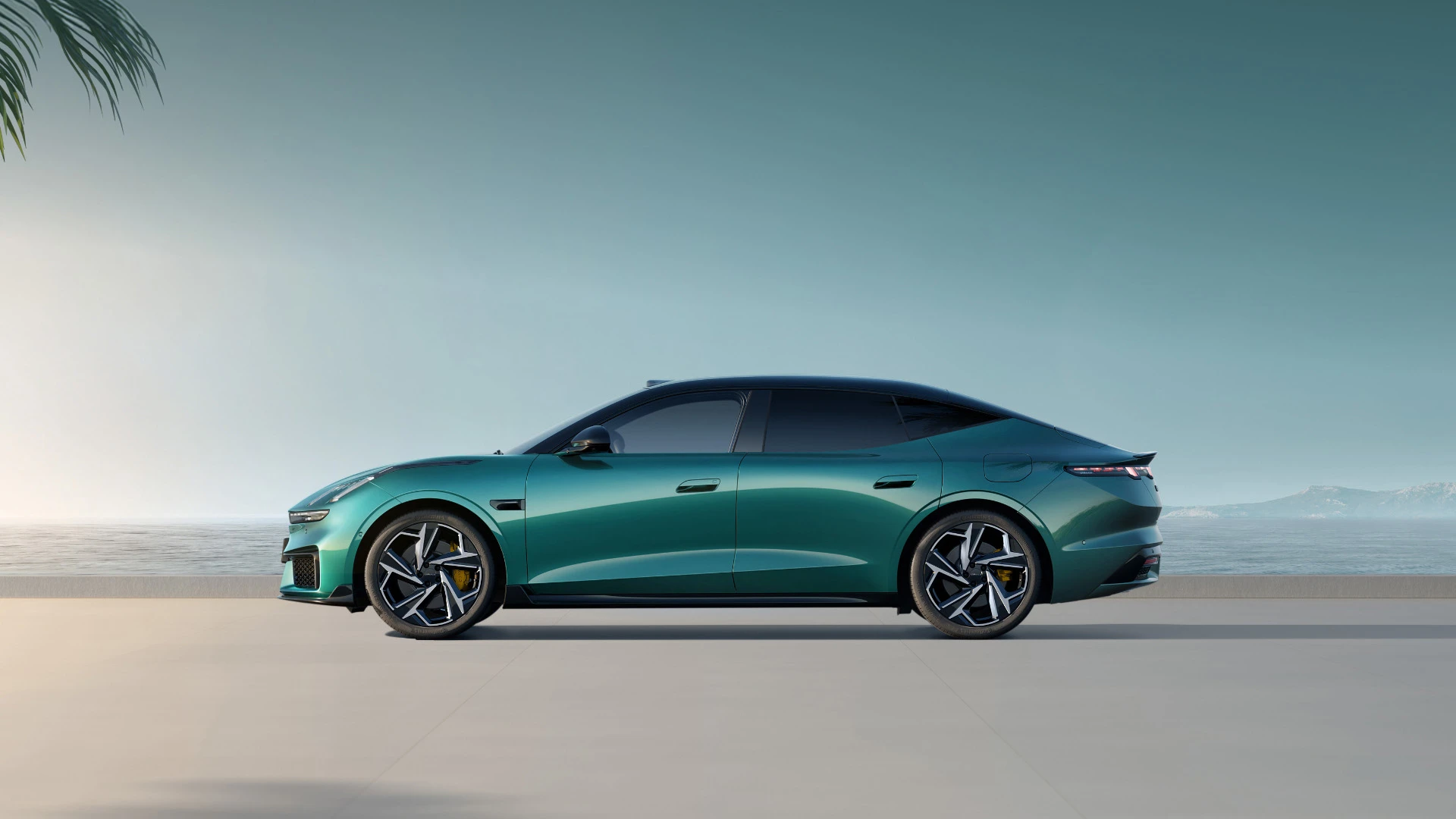 Lynk & Co 10+ 77 kWh AWD exterior view