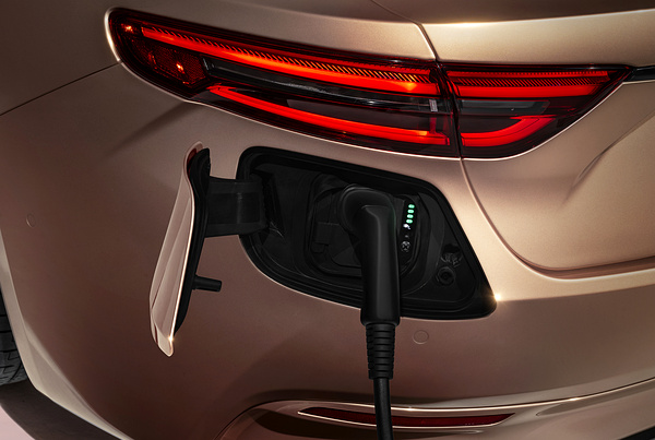 Maserati GranCabrio Folgore chargeport view