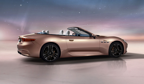Maserati GranCabrio Folgore exterior view