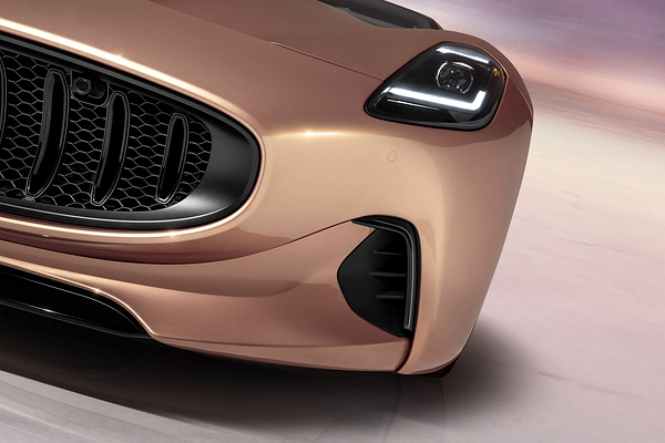 Maserati GranCabrio Folgore headlights view