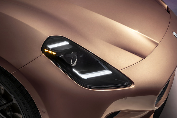 Maserati GranCabrio Folgore headlights view