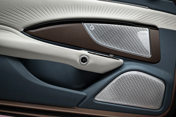 Maserati GranCabrio Folgore soundsystem view