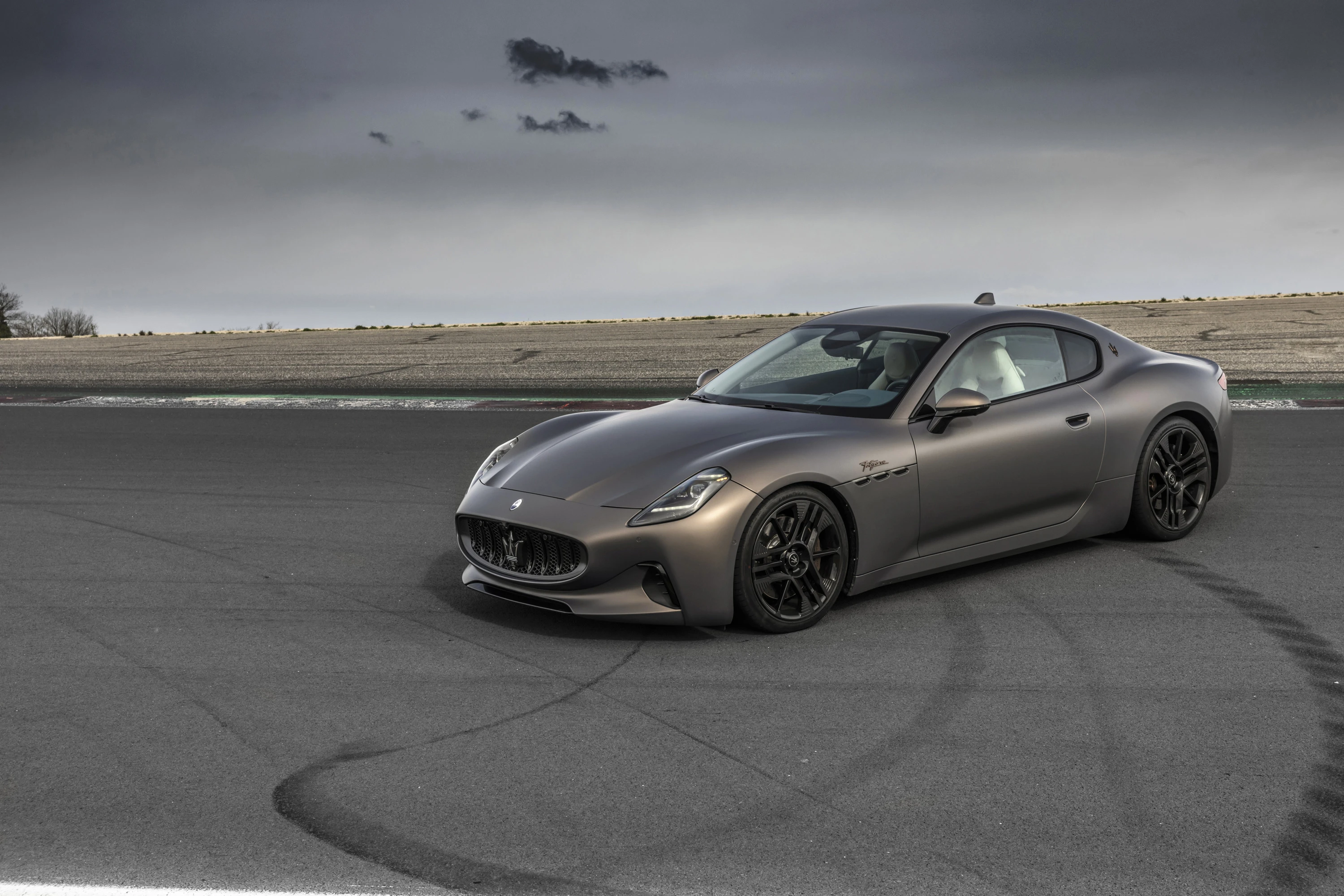 Maserati GranTurismo Folgore exterior view