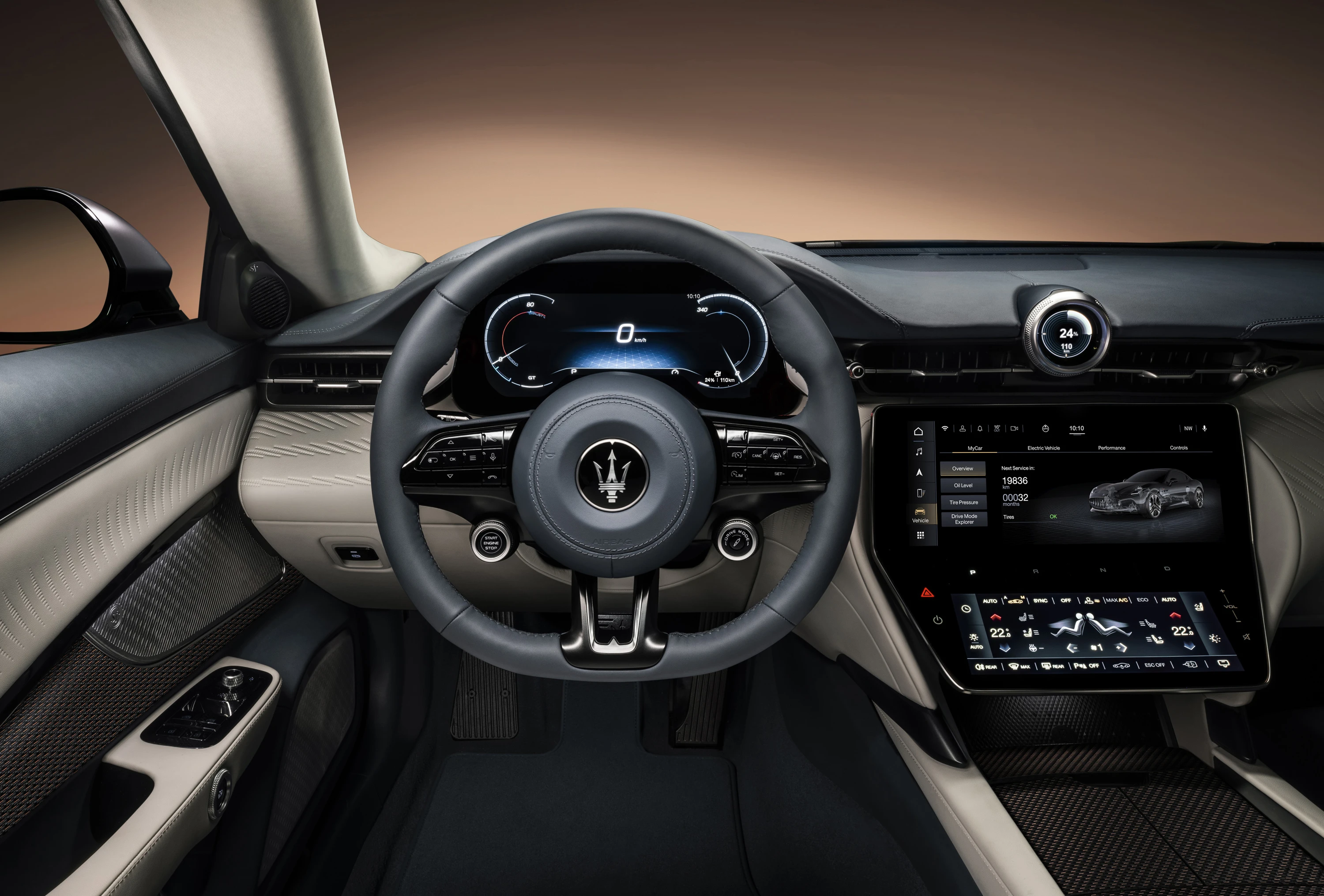 Maserati GranTurismo Folgore screens view