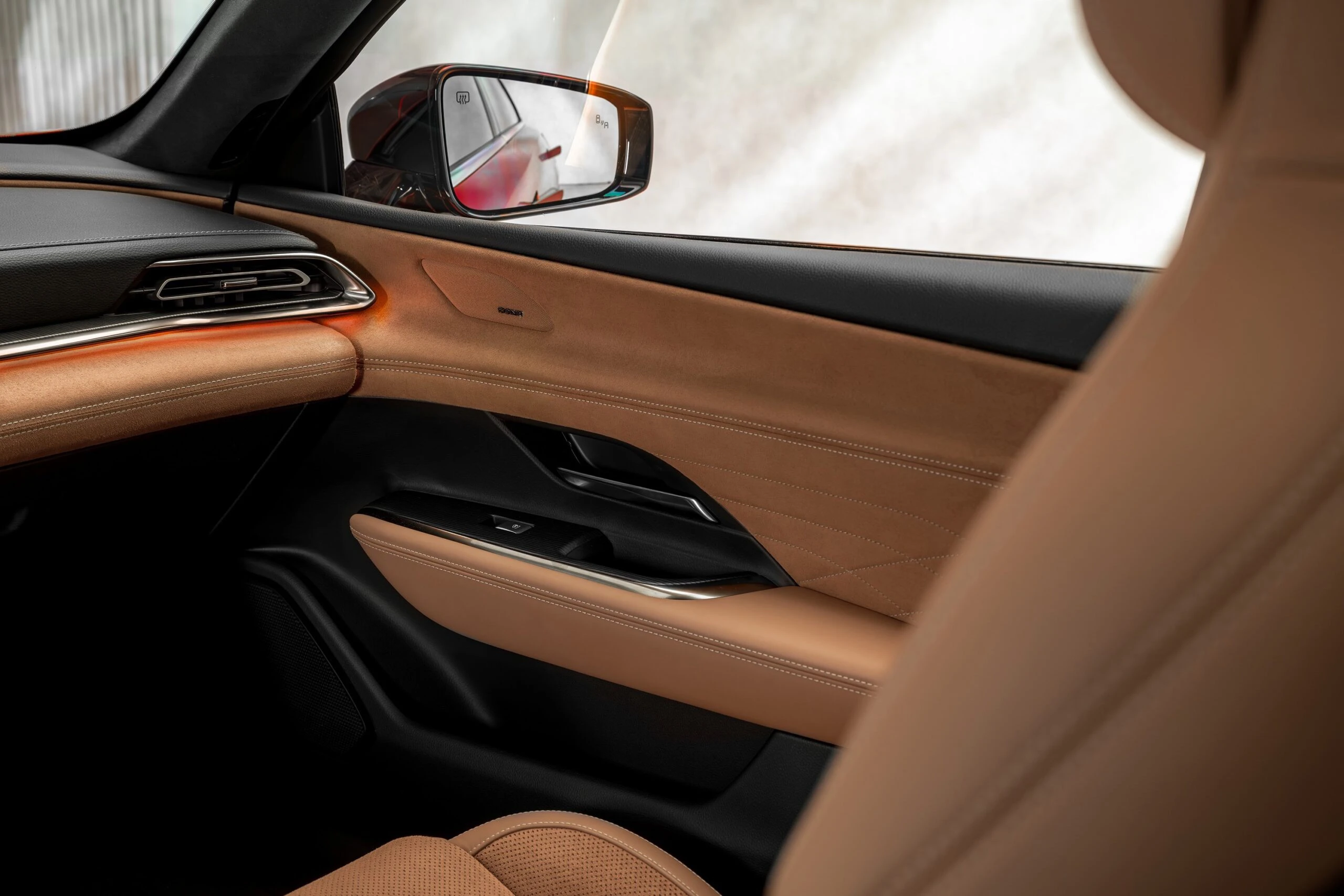 Mazda 6e long range details view