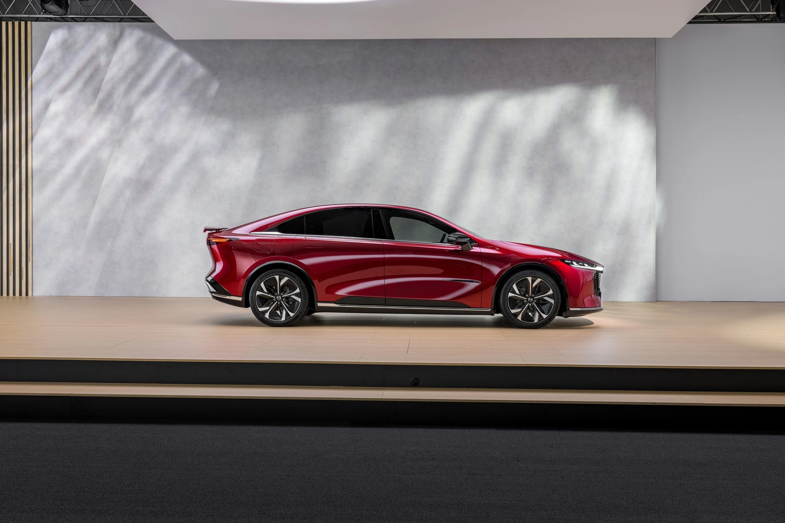 Mazda 6e long range exterior view
