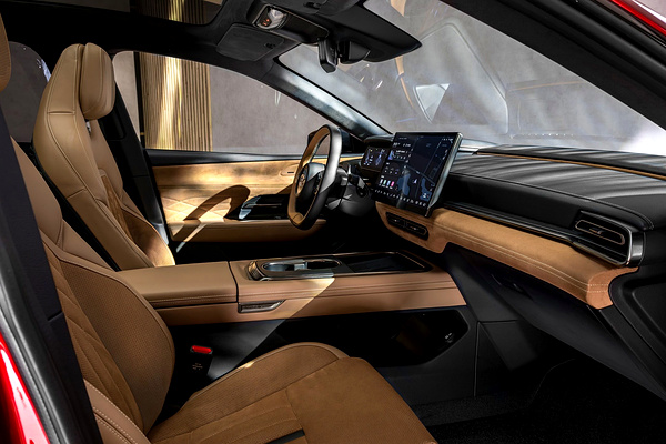 Mazda 6e long range frontseats view