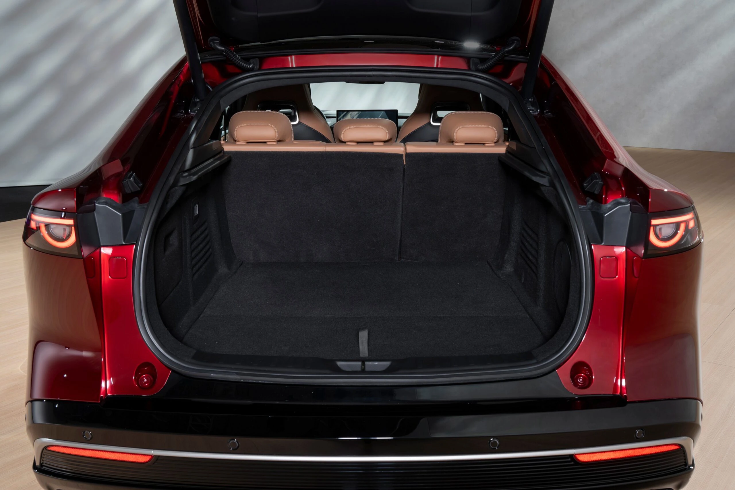 Mazda 6e long range trunk view