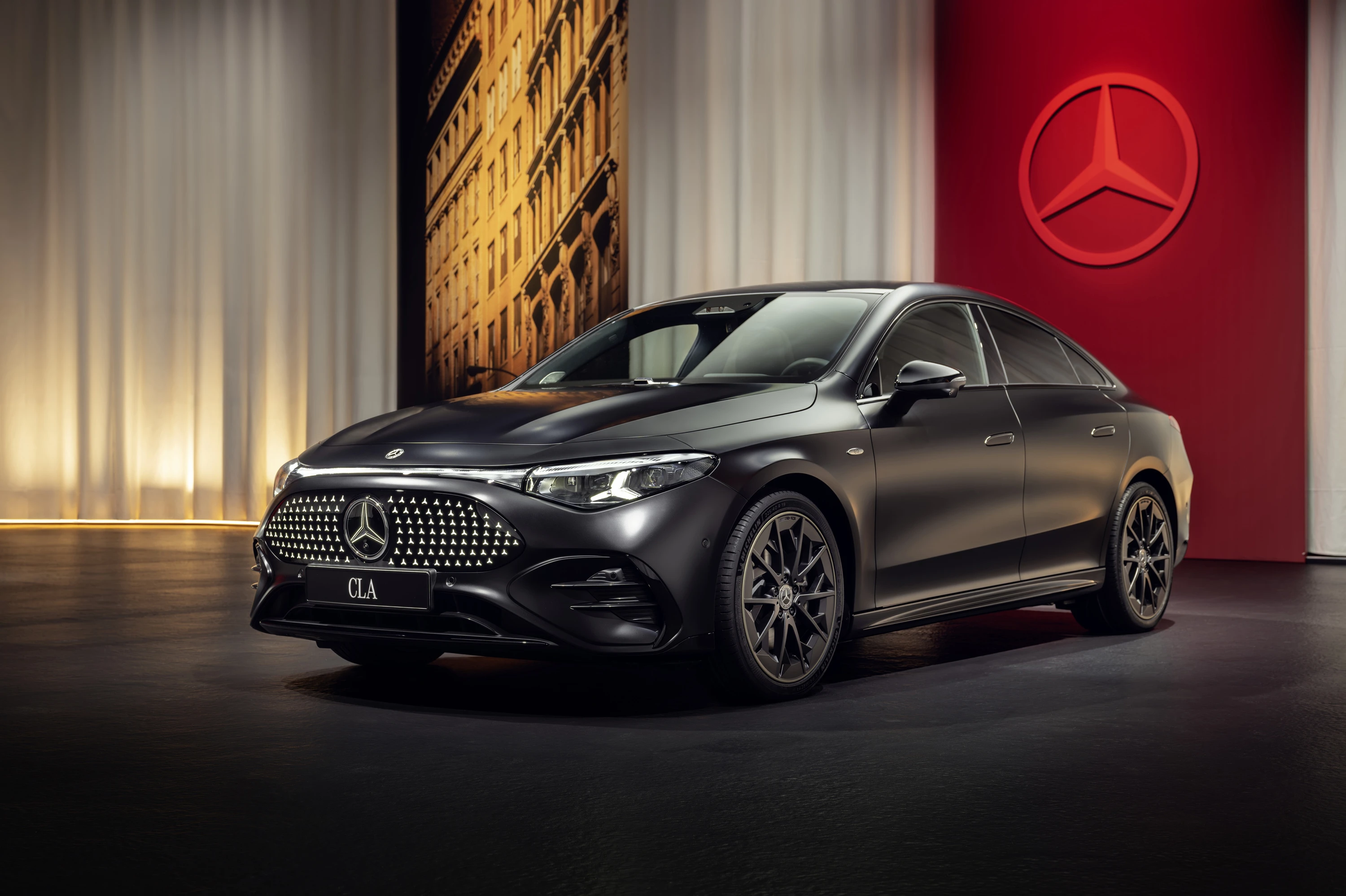Mercedes CLA 200 exterior view