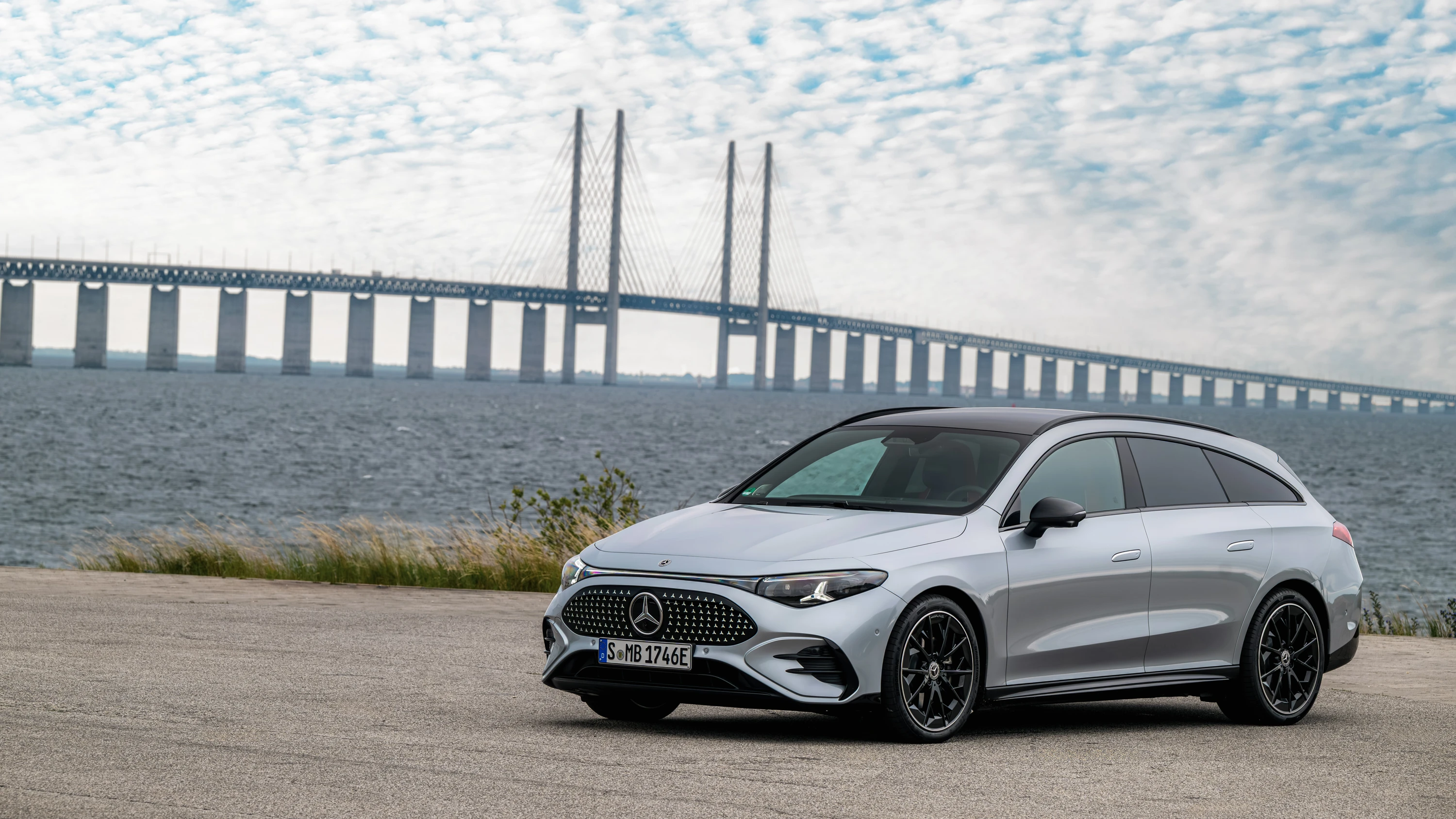 Mercedes CLA 350 4MATIC Shooting Brake electric vehicle