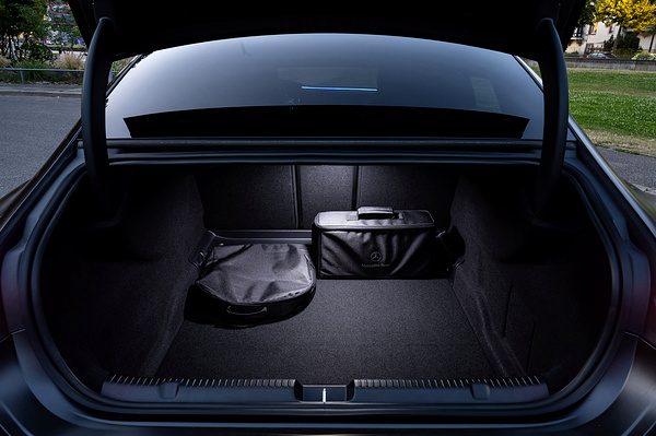 Mercedes-AMG EQE 53 4MATIC+ trunk view