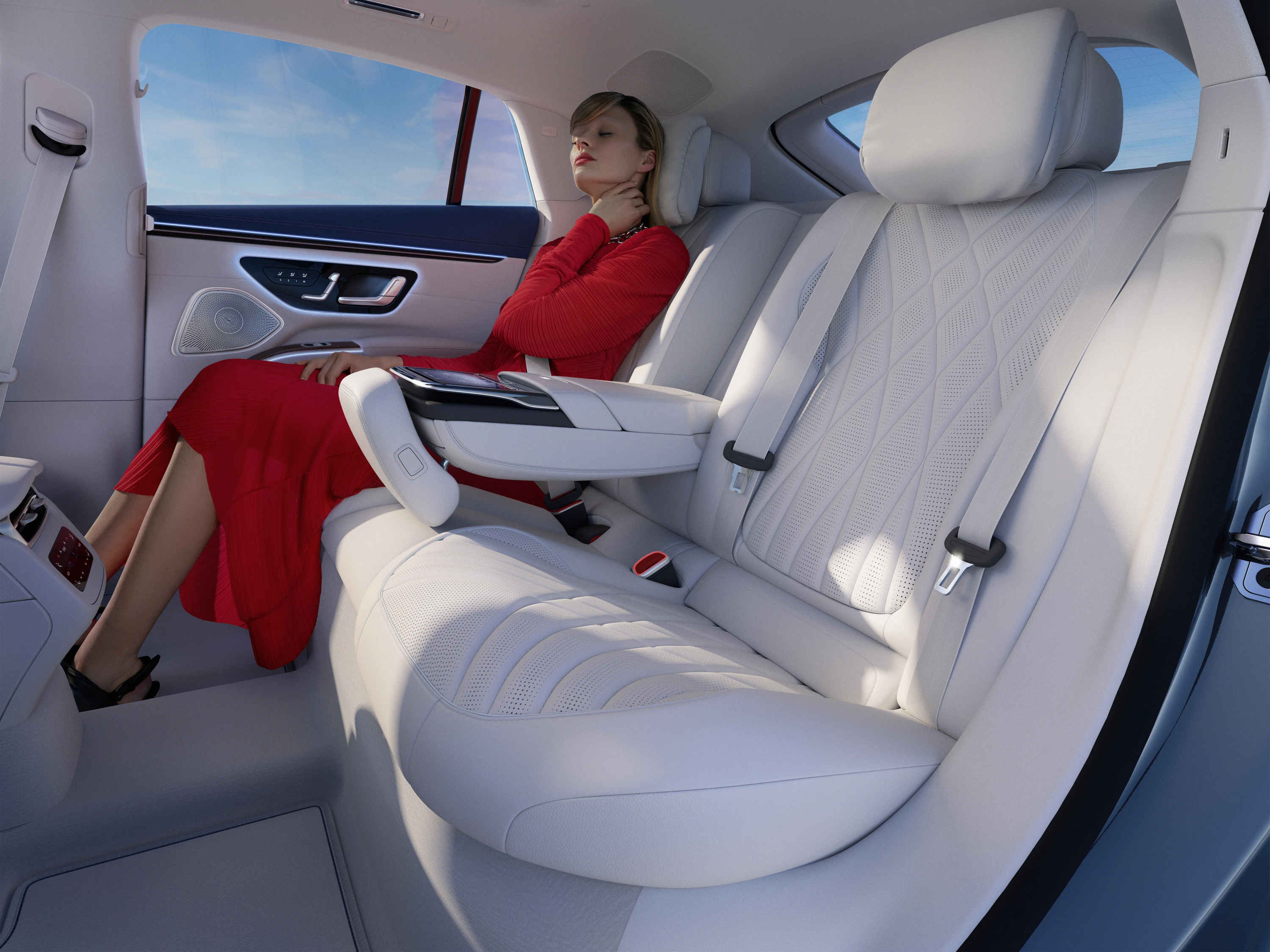 Mercedes-EQ EQS 450 4MATIC secondrowseats view