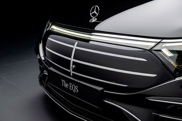 Mercedes-EQ EQS 580 4MATIC details view
