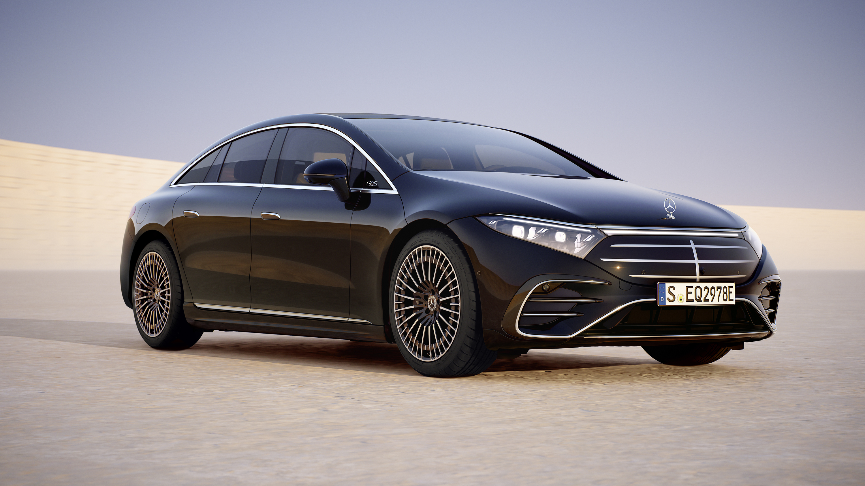 Mercedes-EQ EQS 580 4MATIC electric vehicle exterior