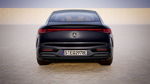 Mercedes-EQ EQS 580 4MATIC rearlights view