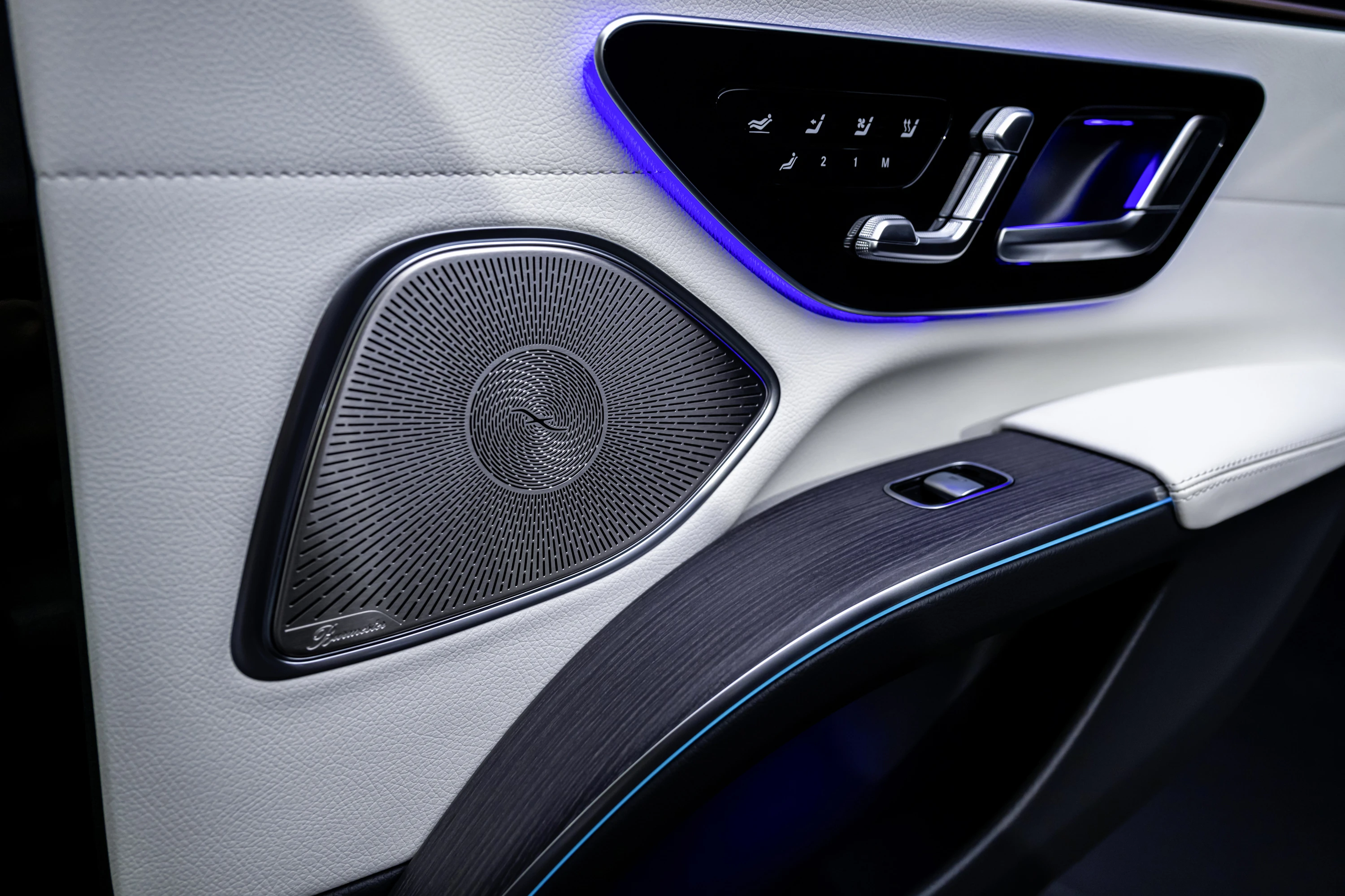 Mercedes-EQ EQS 580 4MATIC details view