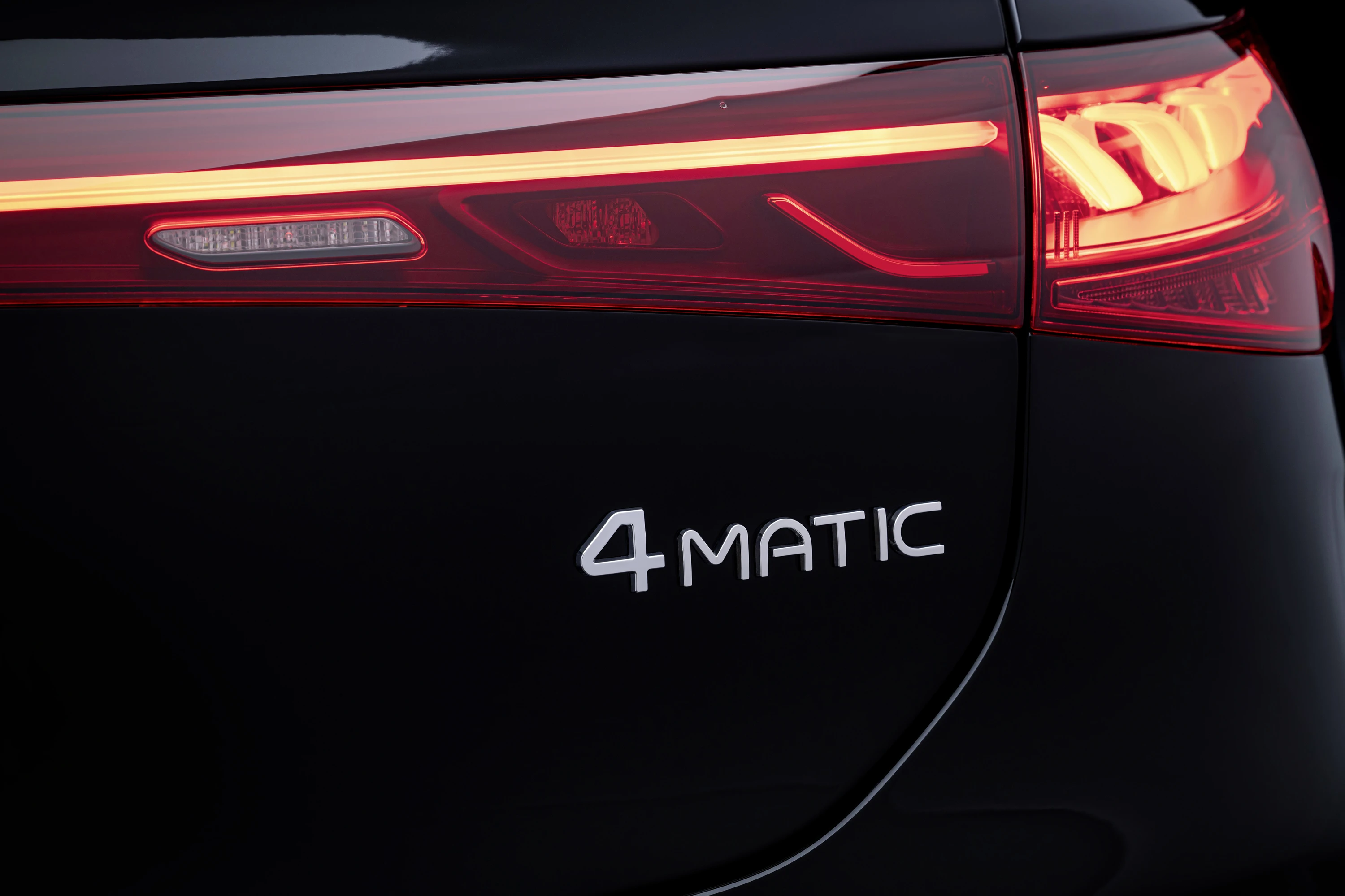 Mercedes-EQ EQS 580 4MATIC details view