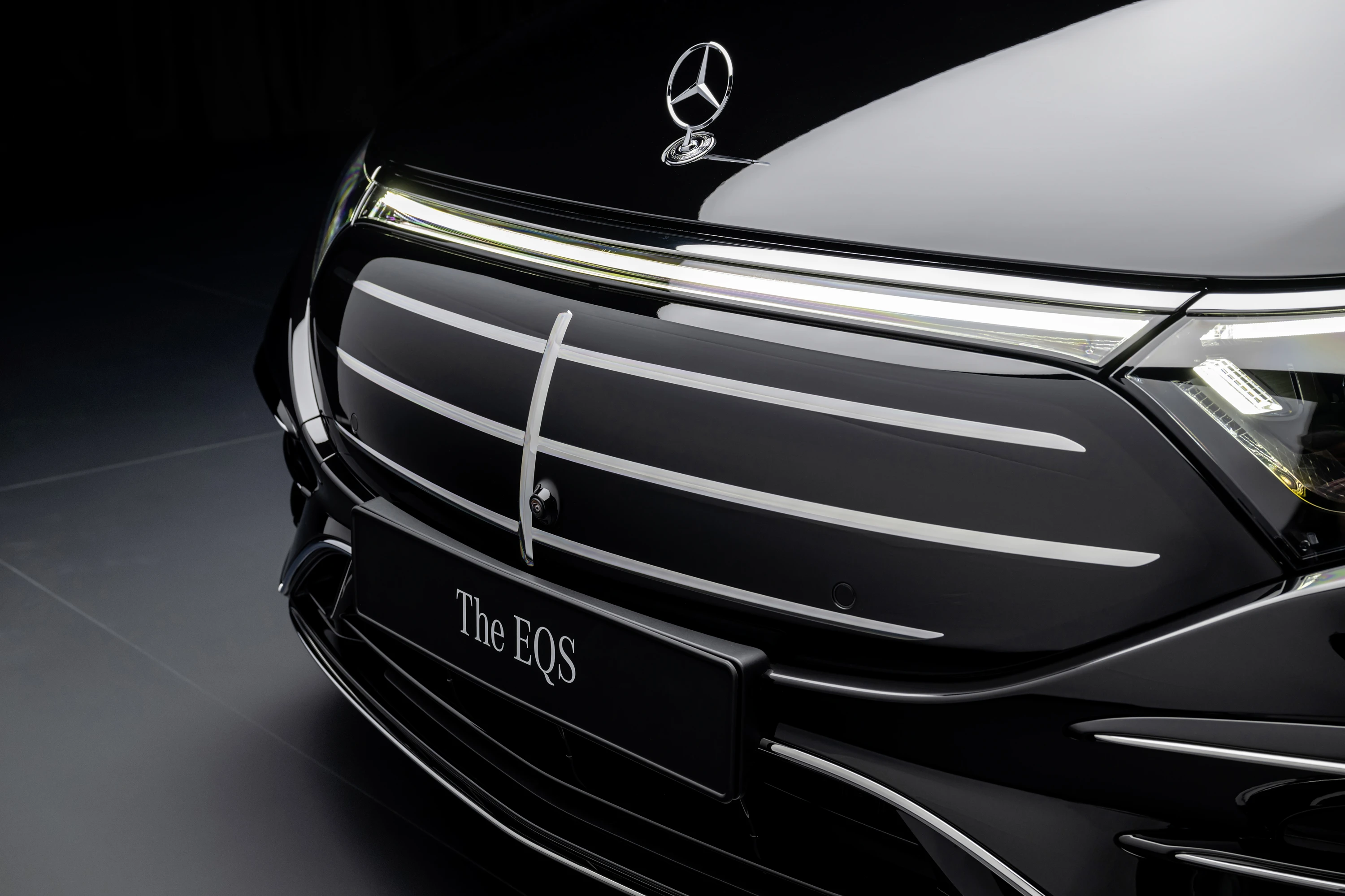 Mercedes-EQ EQS 580 4MATIC details view