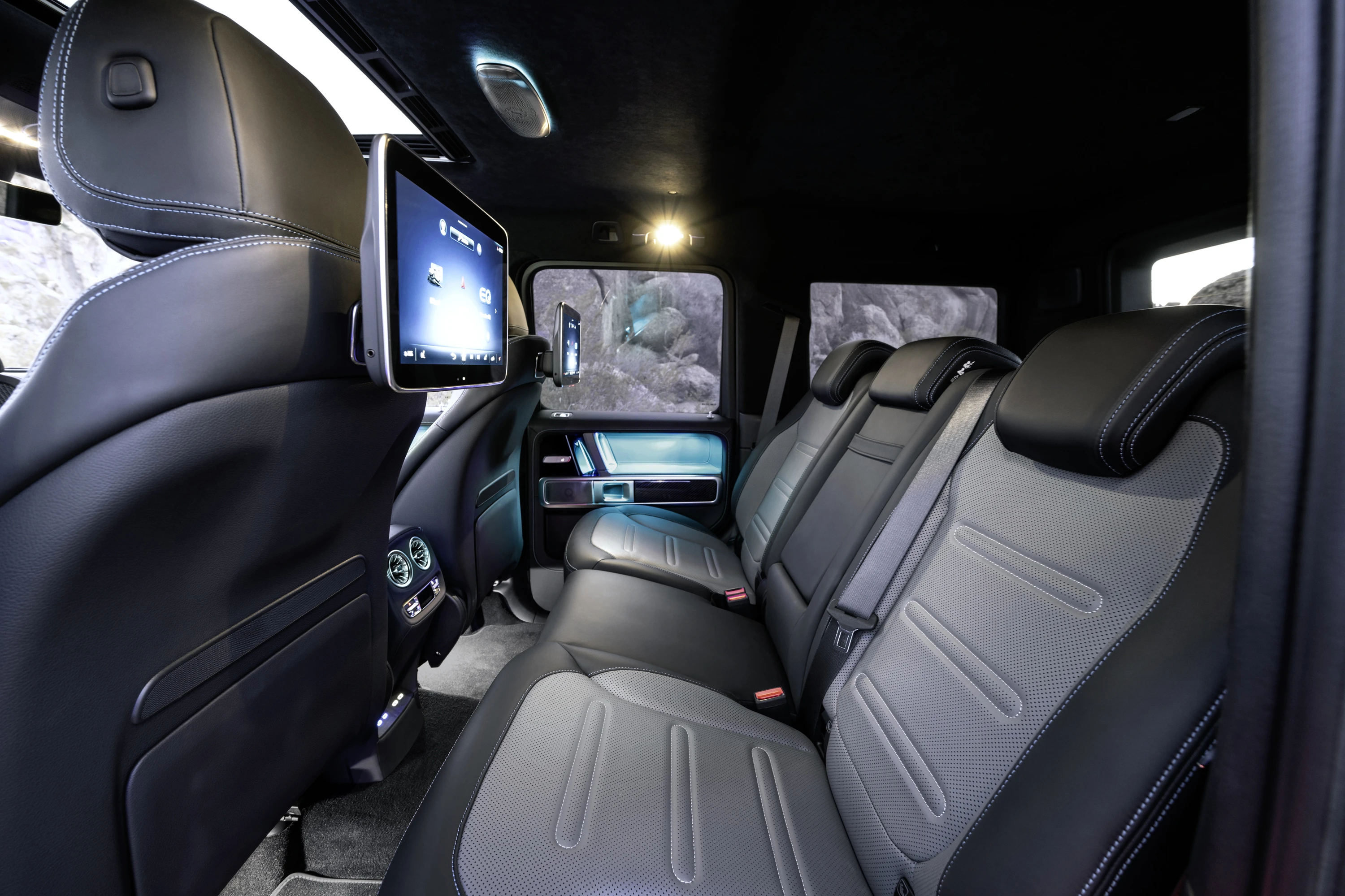 Mercedes-EQ G 580 EQ secondrowseats view