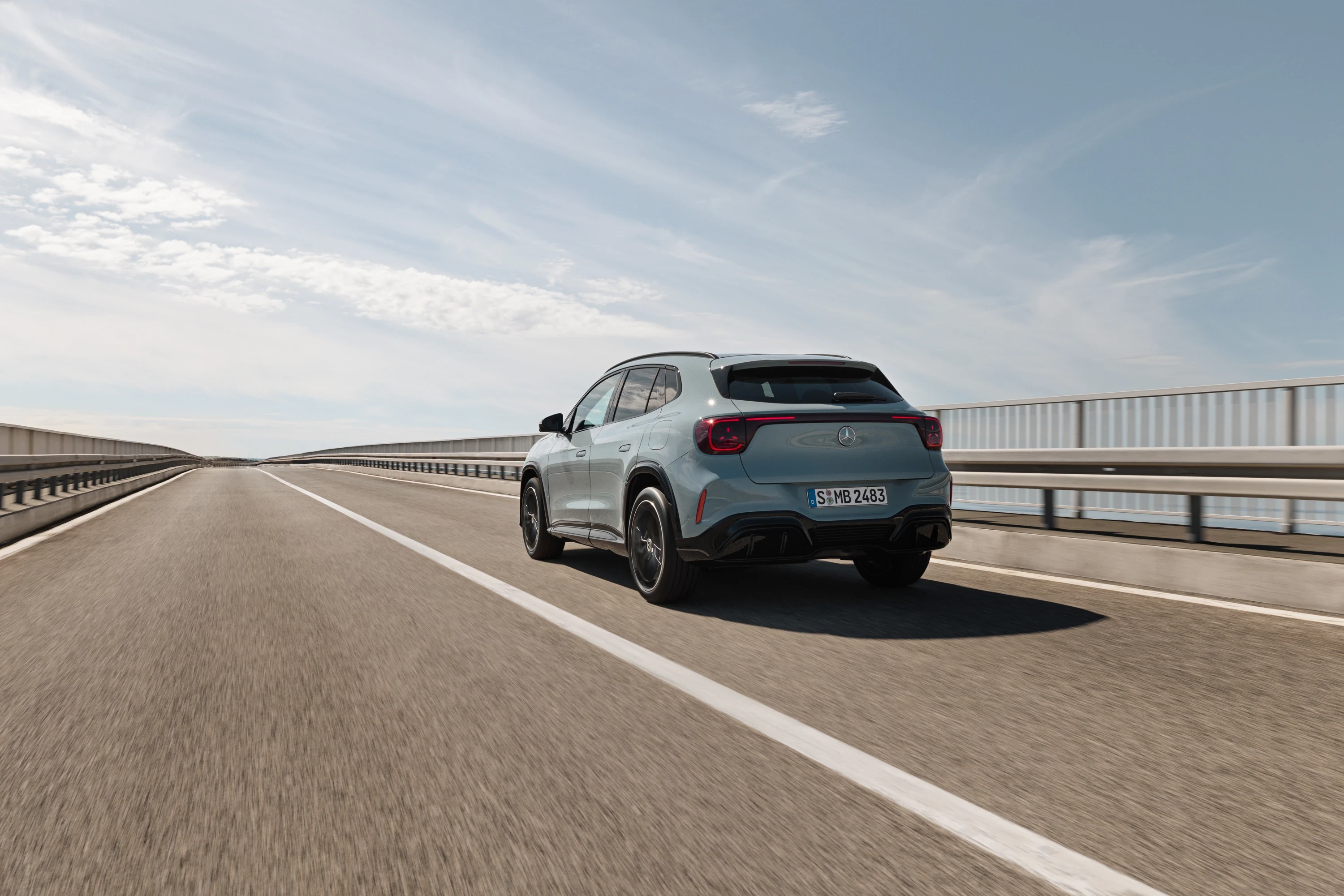 Mercedes GLA 200 exterior view