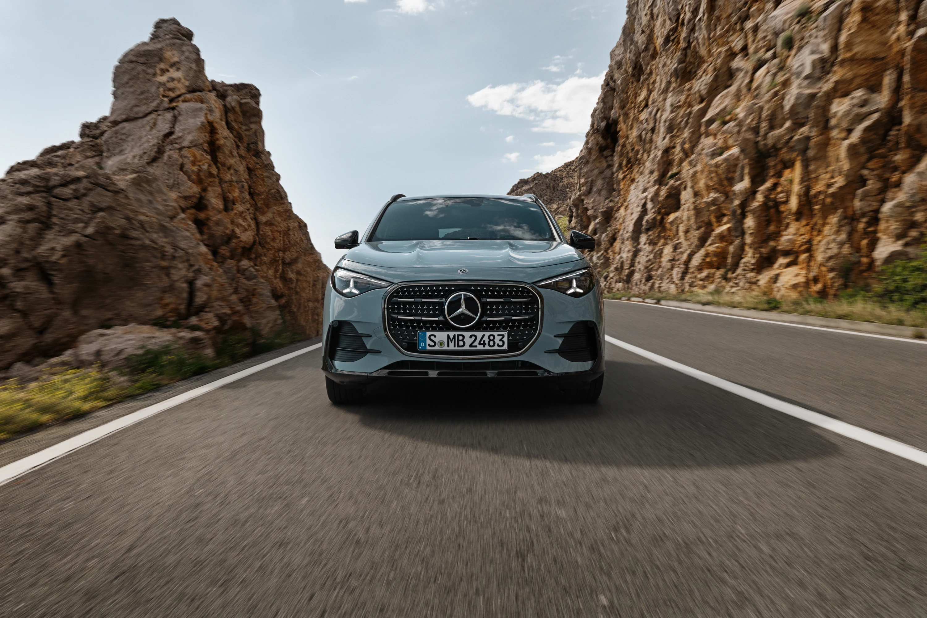 Mercedes GLA 200 exterior view