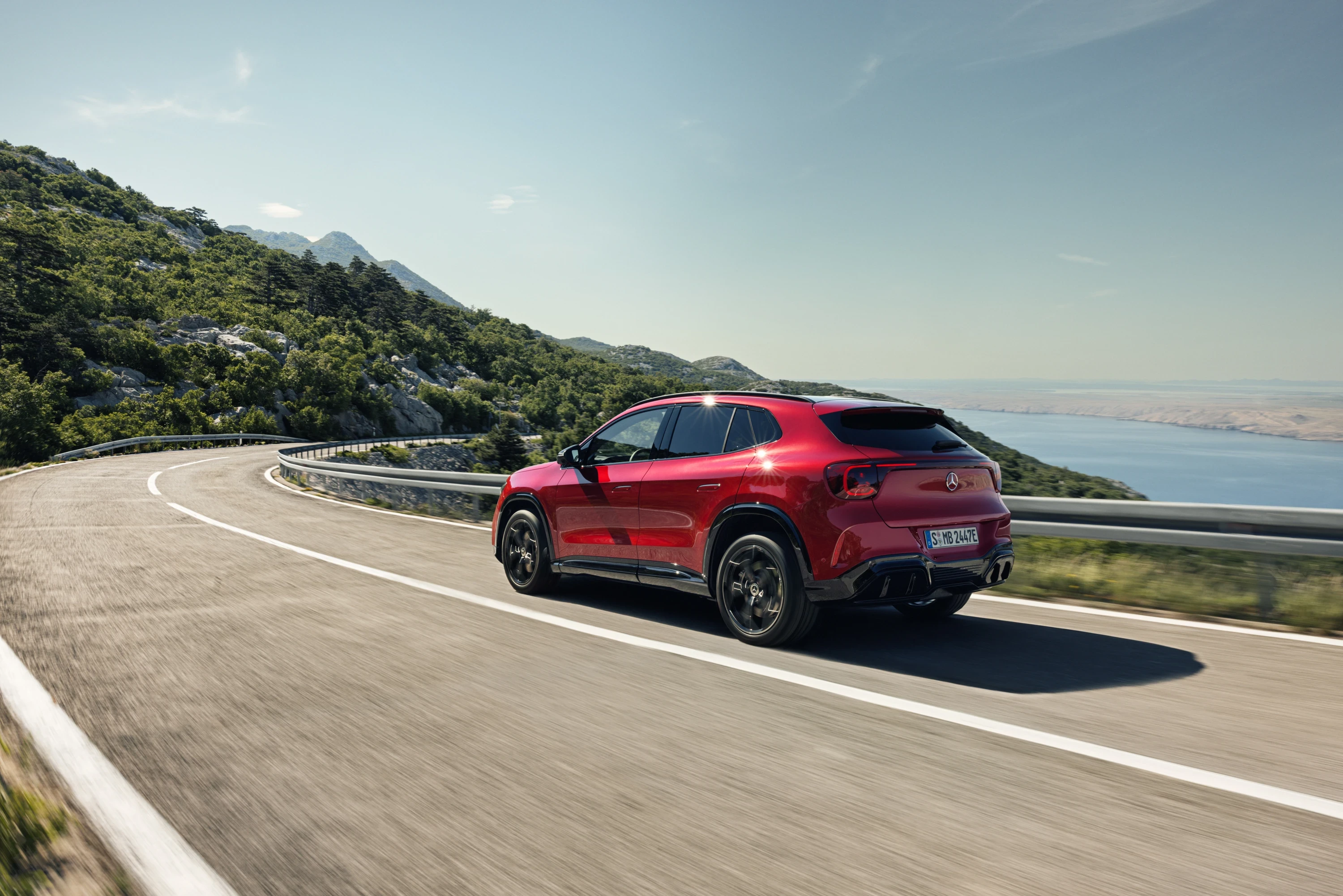 Mercedes GLA 200 exterior view