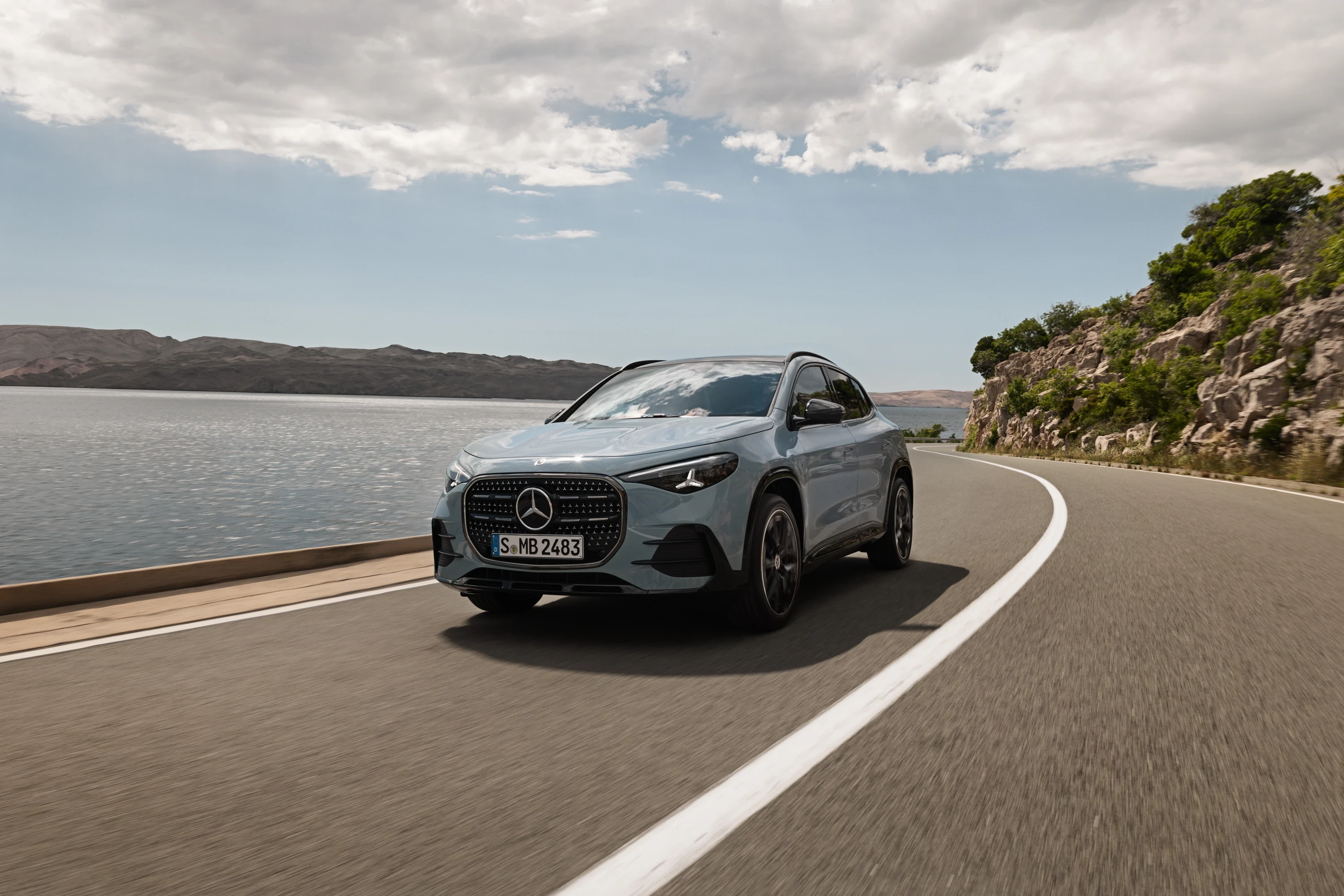 Mercedes GLA 250+ exterior view