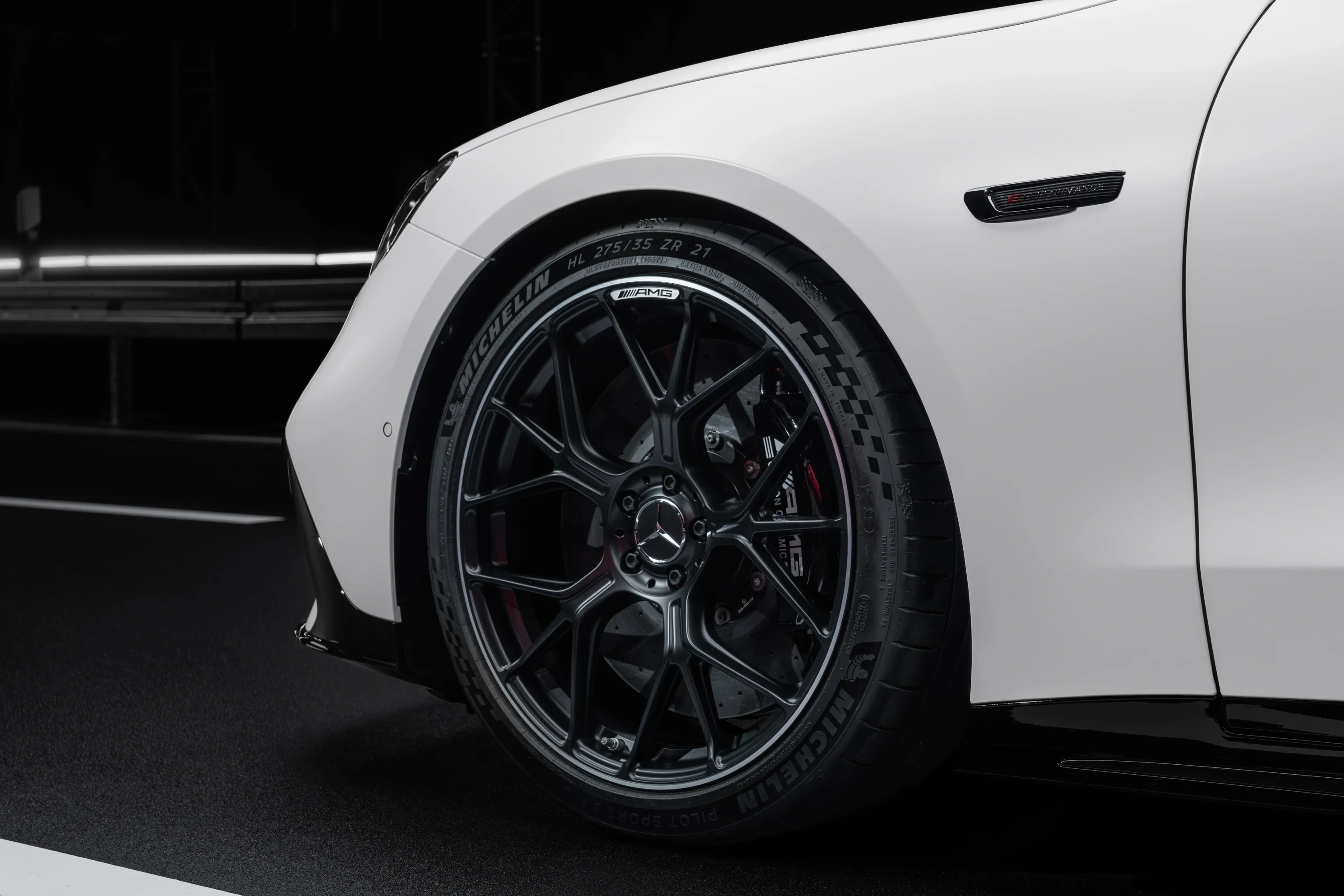 Mercedes GT 63 4-Door Coupé 4MATIC+ wheels view