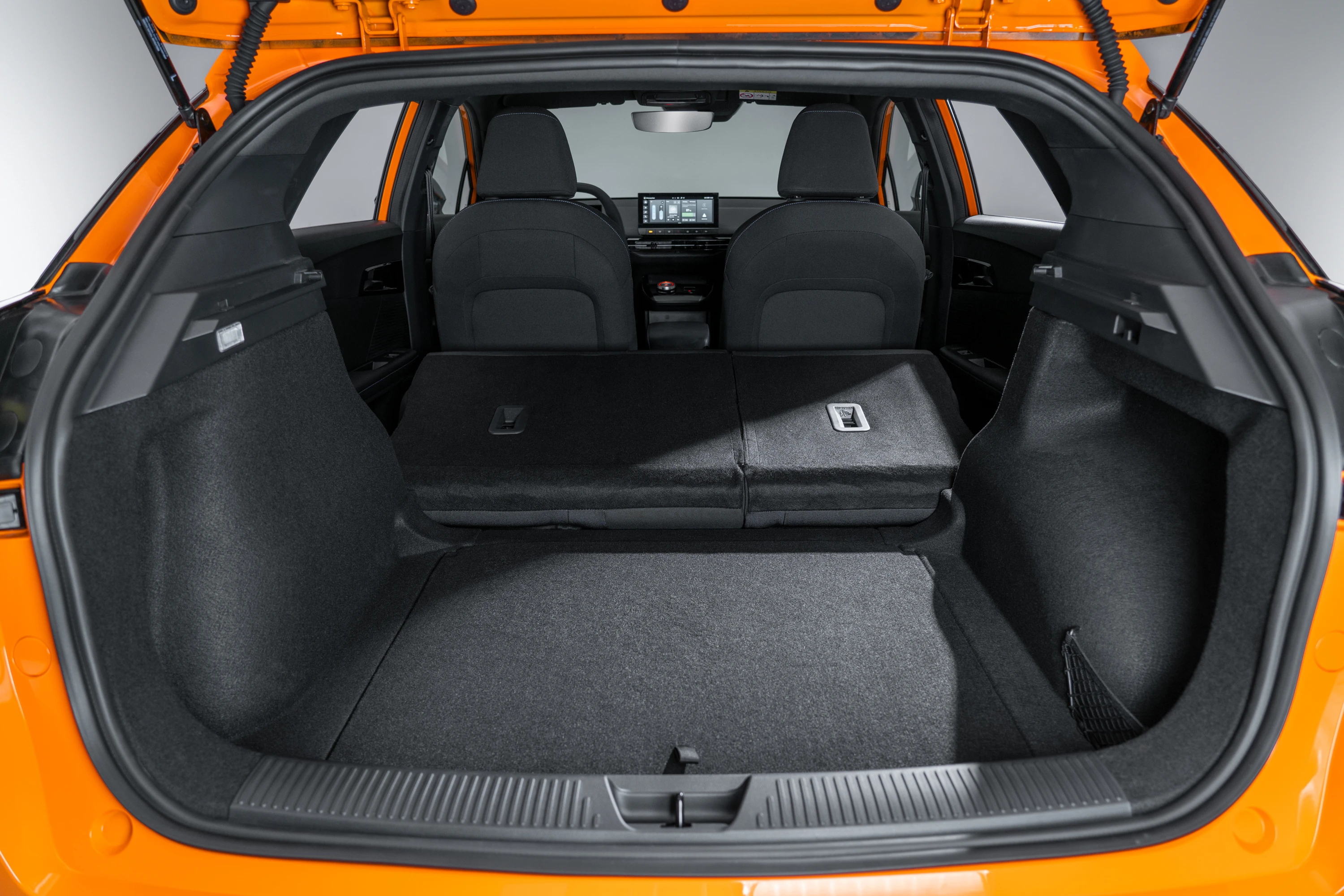 MG MG4 Electric XPOWER trunk view
