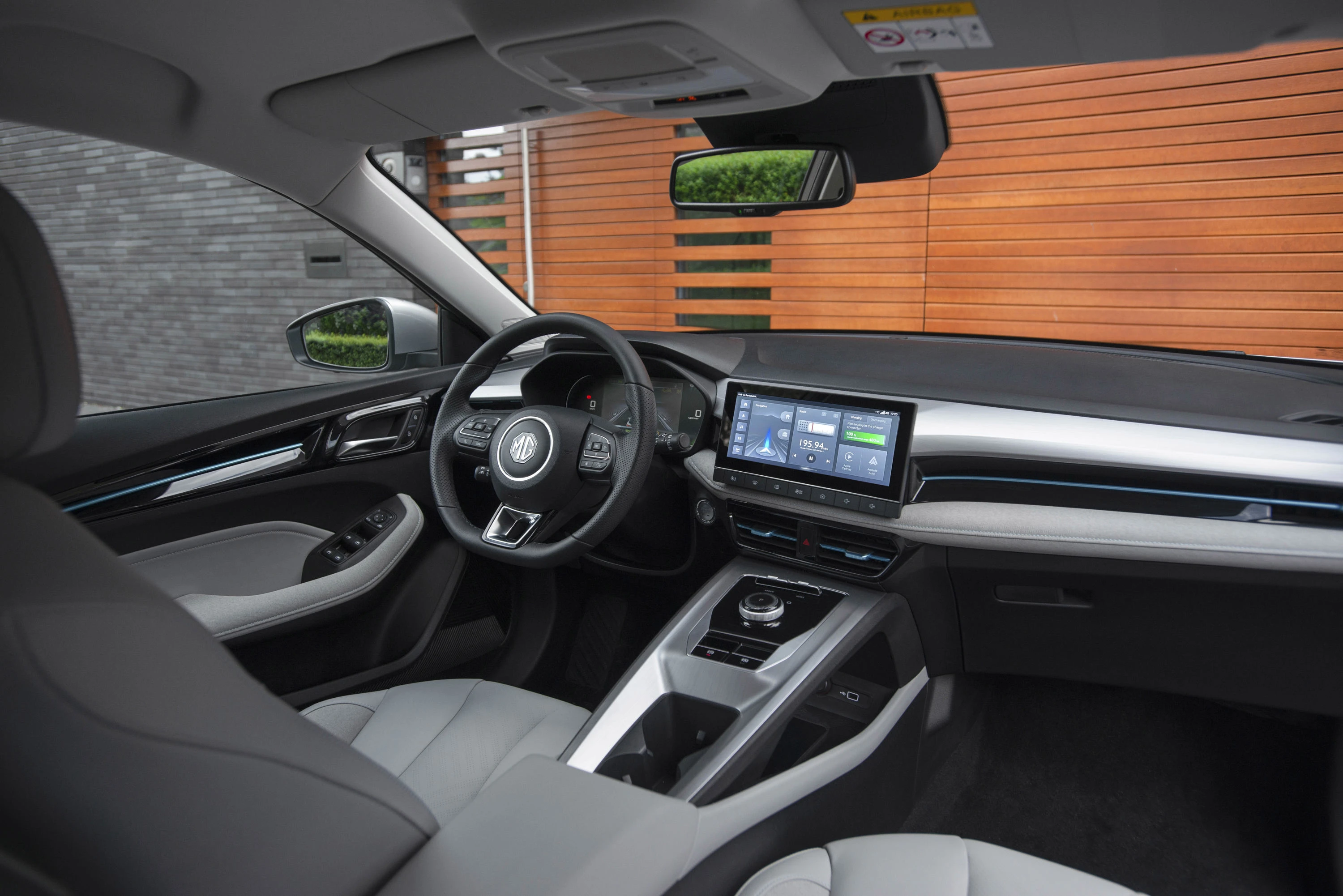 MG MG5 Electric Standard Range interior view