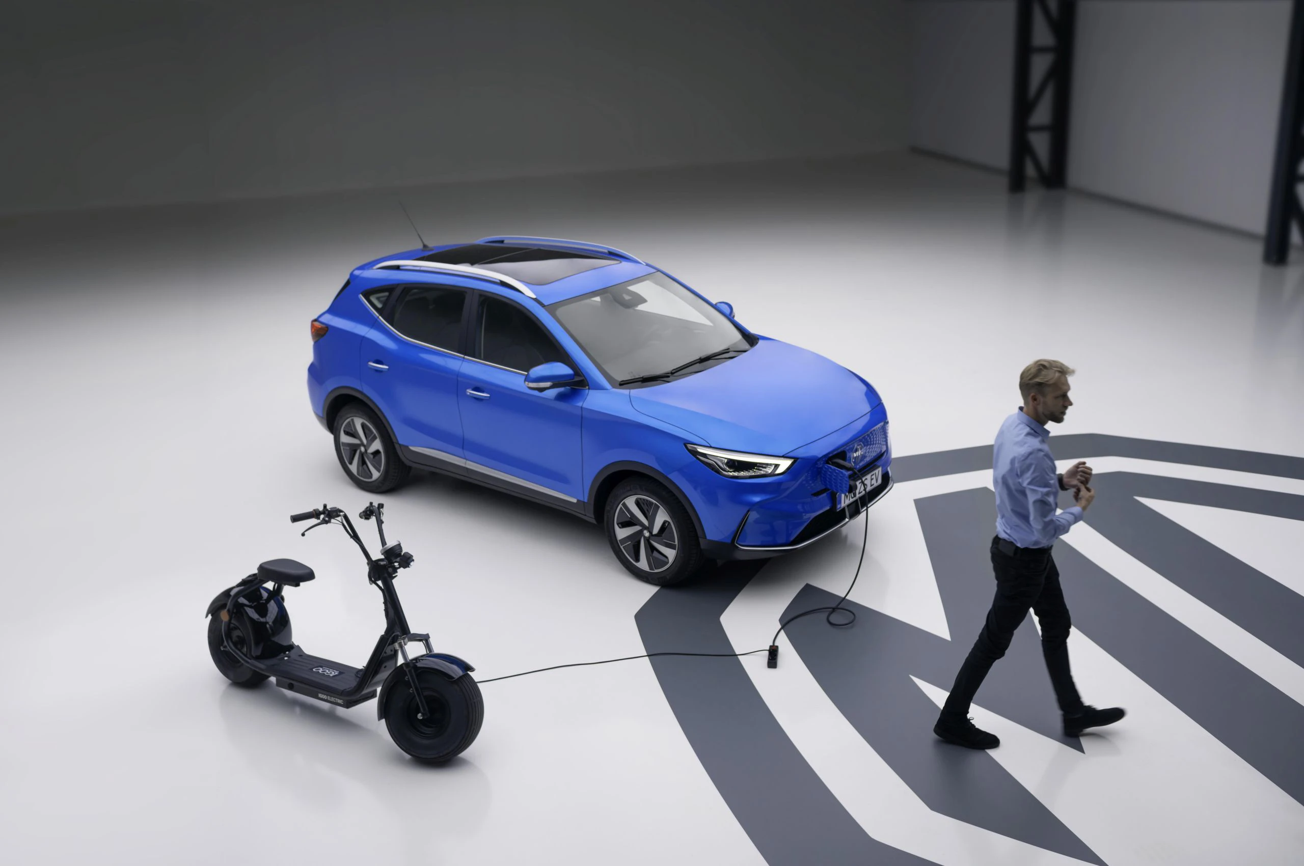 MG ZS EV Long Range v2l view