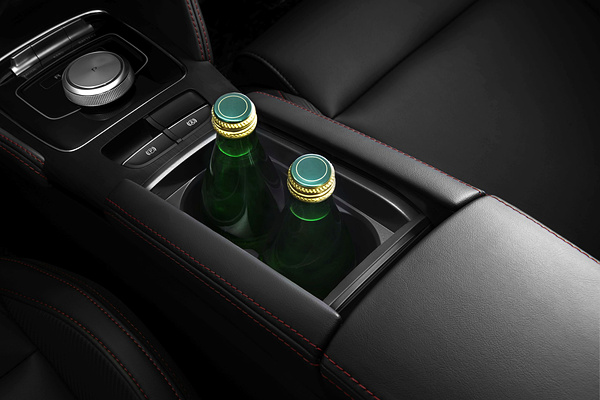 MG ZS EV Standard Range interior view