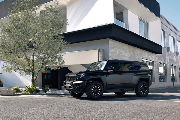MHERO I exterior view